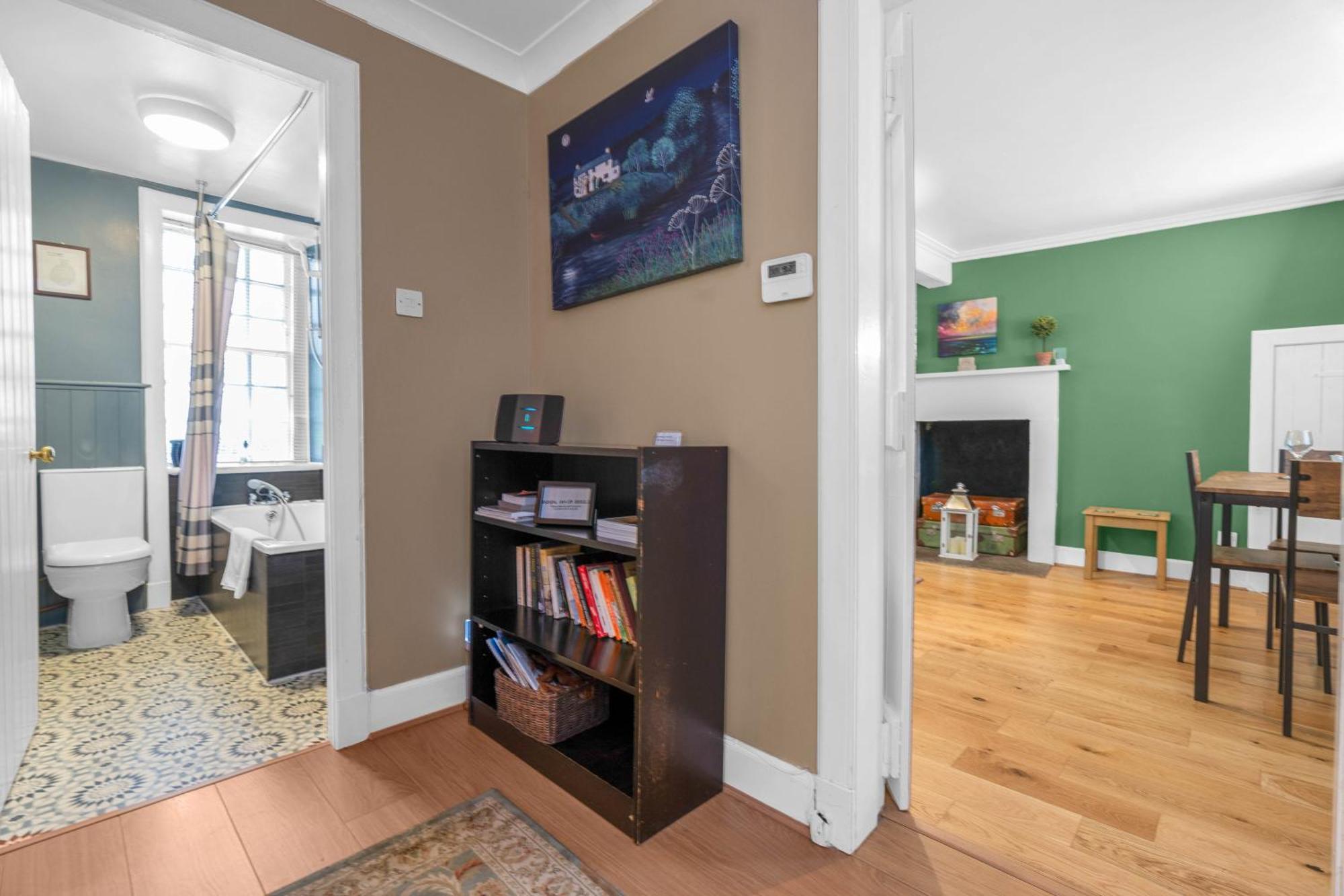 Charming Apartment In The Old Town Эдинбург Экстерьер фото