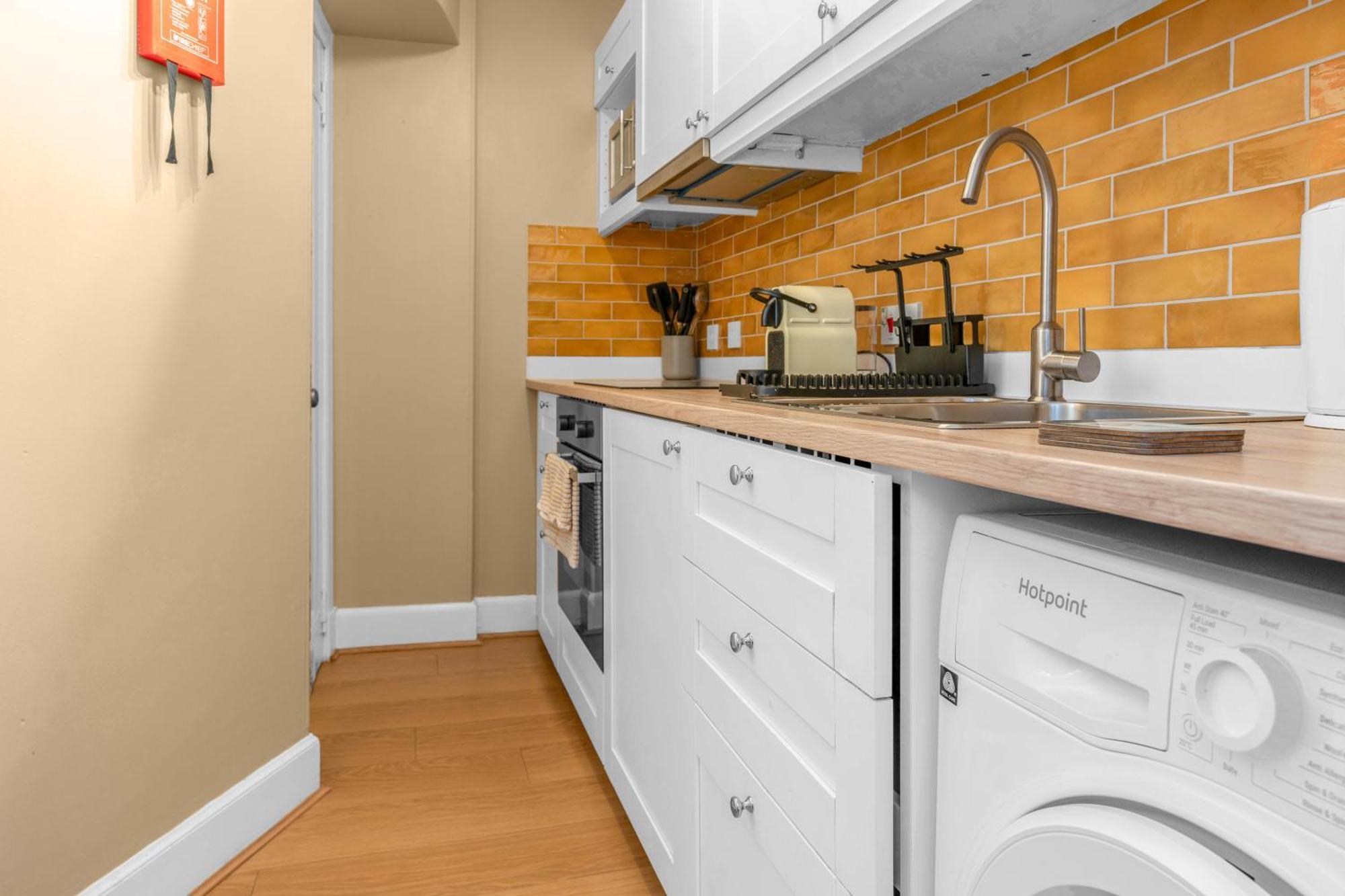 Charming Apartment In The Old Town Эдинбург Экстерьер фото